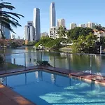 Emerald Surfers Paradise Shared Apartment