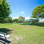 Broadwater Paradise - Coasthm