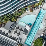 City Oasis // Broadbeach