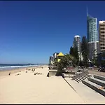 Ocean View Studio Surfers Paradise