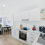 Alfred Street - Hosted By Burleigh Letting