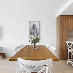 Village Palm Beach - Brand New 2 Bedroom Apartment