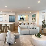 Hi Surf Beachfront Resort Apartments