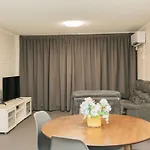 Trickett Gardens Holiday Inn