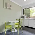 Gold Coast Inn