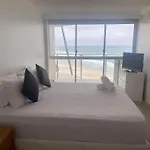 Hi Surf Beachfront Resort Apartments