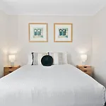 \'Golden State Of Mind\' Coastal Haven In Broadbeach