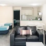 Trickett Gardens Holiday Inn