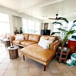 19Th Avenue On The Beach