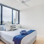 Palmy Ocean Oasis