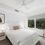 Seaspray At Burleigh