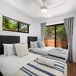 Blue Skies - 2 Bedroom Broadbeach