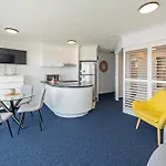 Broadwater View In Southport 1B