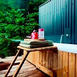 Intimate Rainforest Retreat - Adults Only