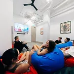 Maze Backpackers - Gold Coast
