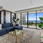 Ultra Broadbeach