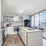 Condor Apartments By Gold Coast Premium