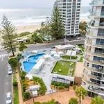 Peninsula Apartments Surfers Paradise