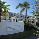 Shaz Maisons Holiday Apartments