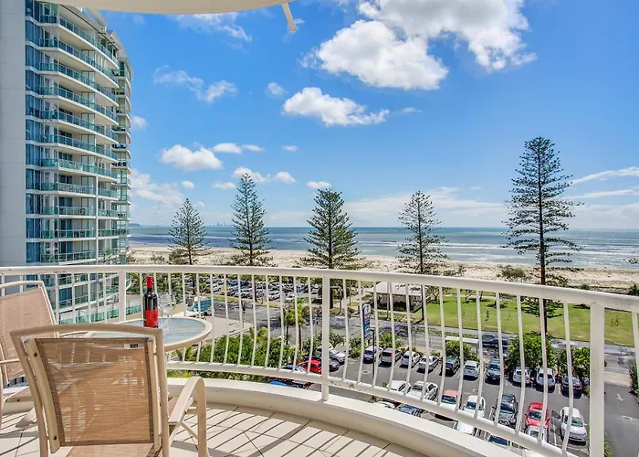 Kirra Beach Apartments