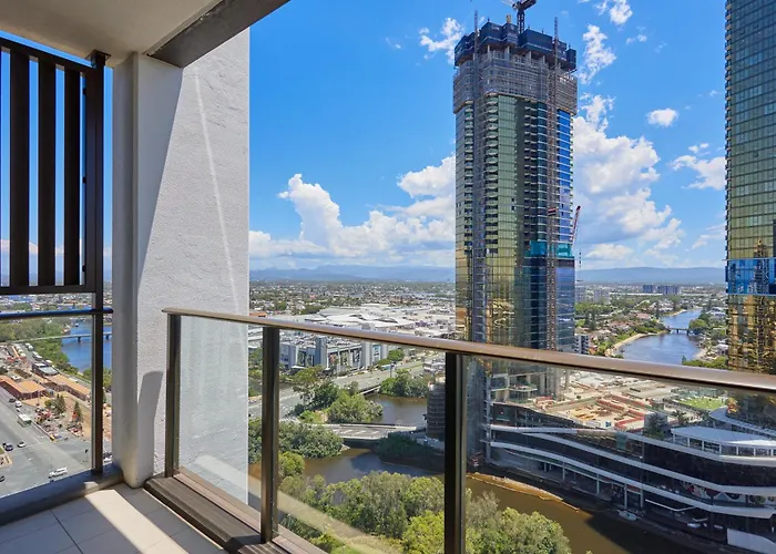 Convenient Located 2 Bedroom Apartment Next To Casino