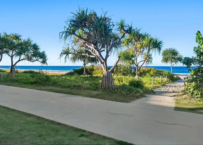Beachfront Apartment In Palm Beach - Coasthm