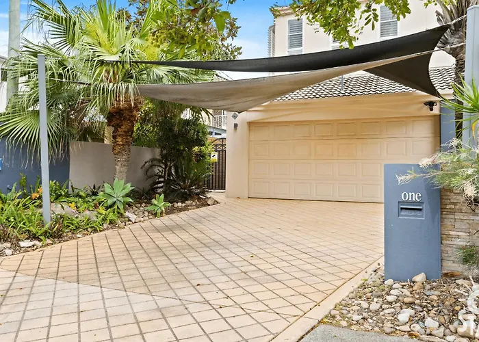 3 Bedroom Villa\'S In Surfers Paradise - Q Stay