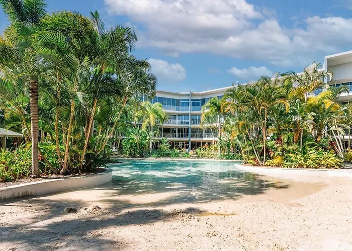 Sunset Views - Spacious Getaway