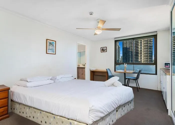 The Mark Suites Surfers Paradise - Dual Key Studio Apartment