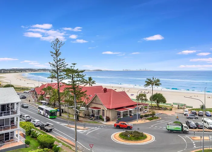 Kirra Gardens 18