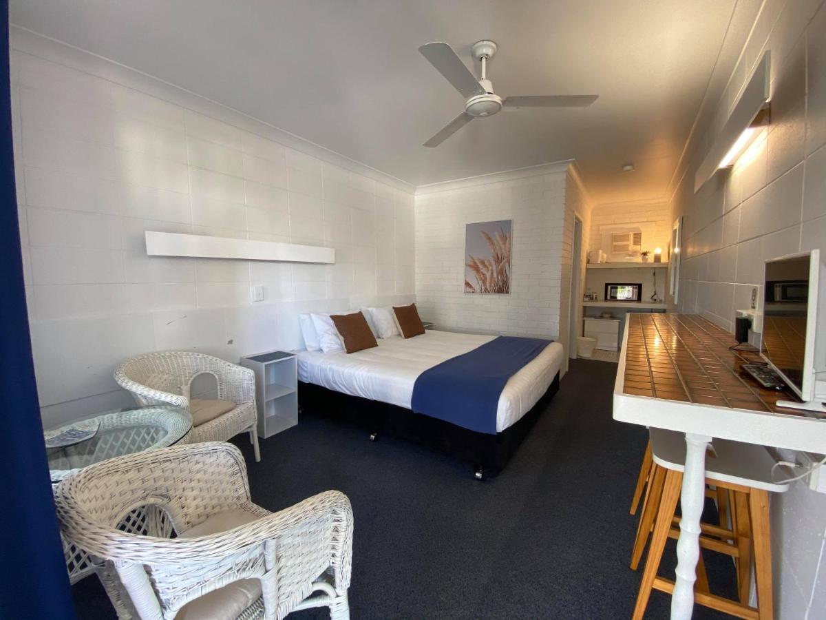 Surf Street Motel 3*