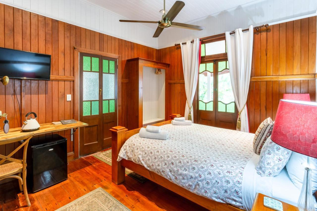 The Village 3* Gold Coast