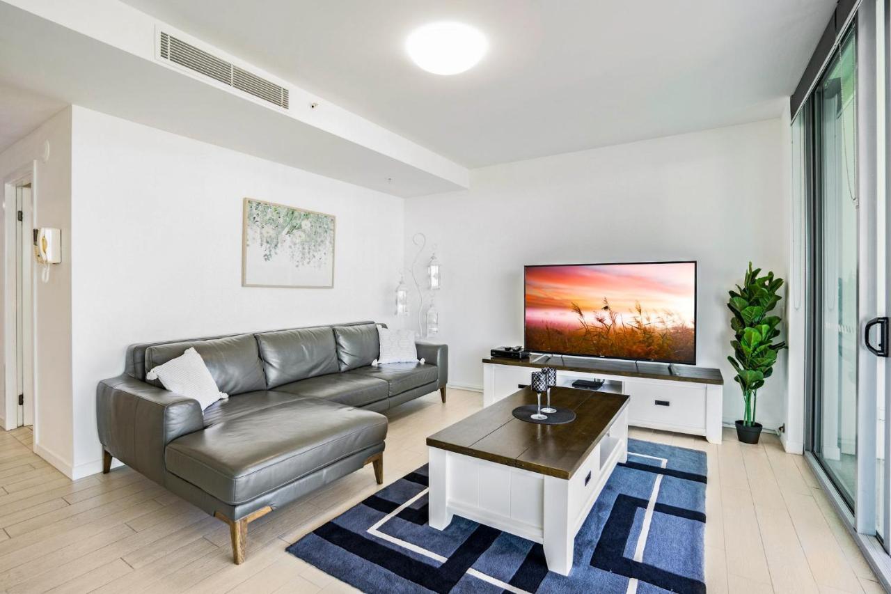 Apartment Wings Resort, And 2 Story Penthouses - We Accommodate