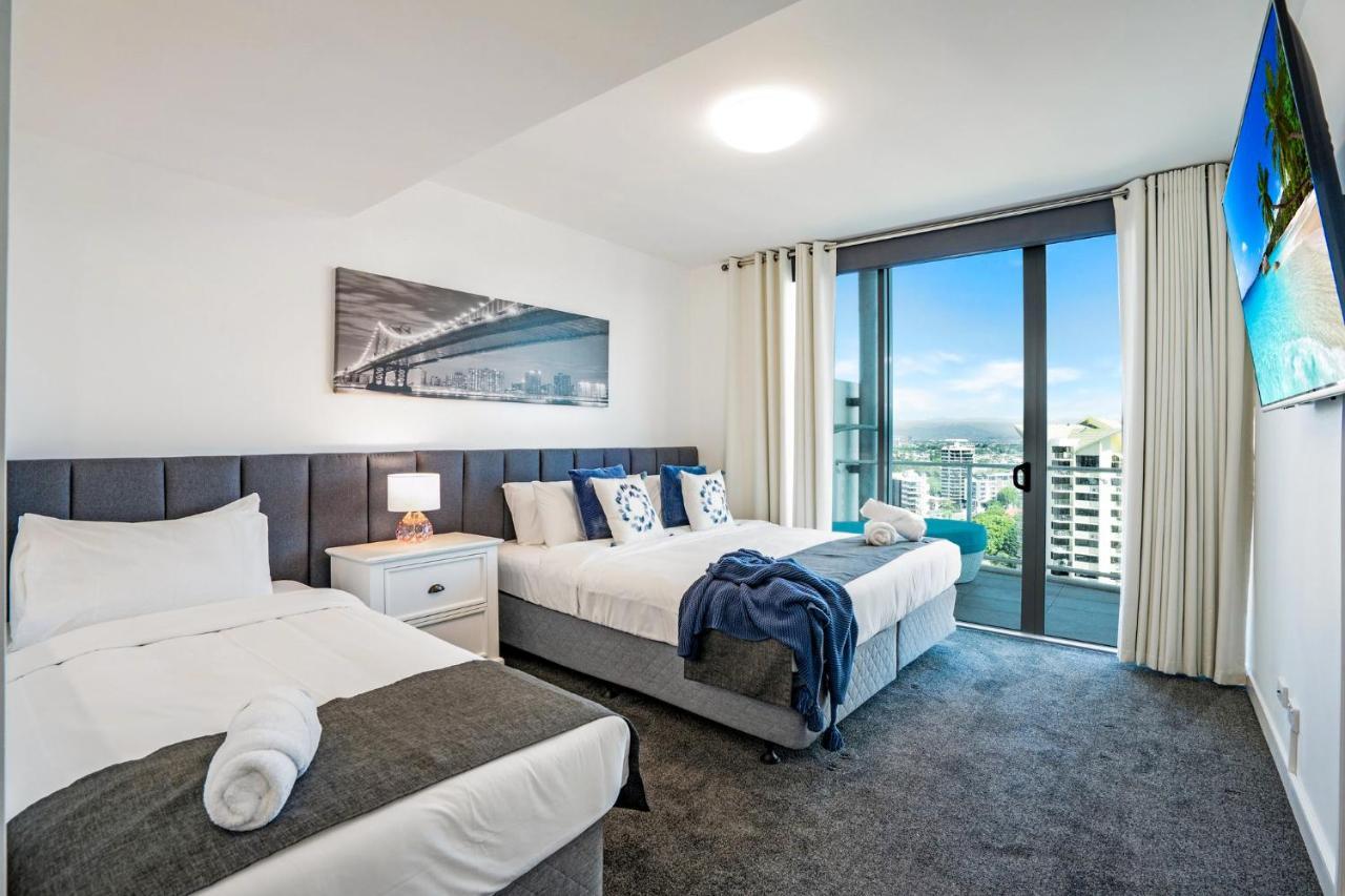 Apartment Wings Resort, And 2 Story Penthouses - We Accommodate *