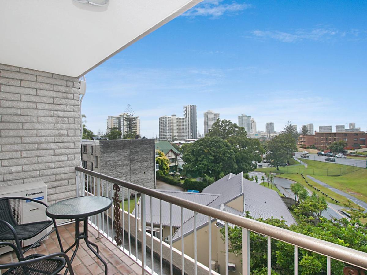 Skyline Unit 12 Apartment *