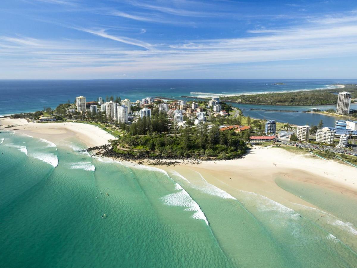 Eden Unit 901 * Gold Coast