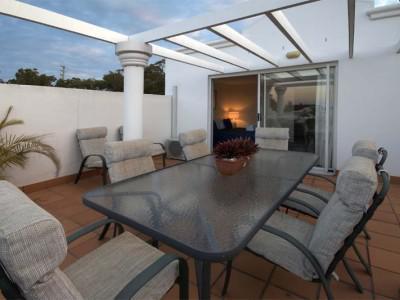 Santorini By The Sea Aparthotel Gold Coast