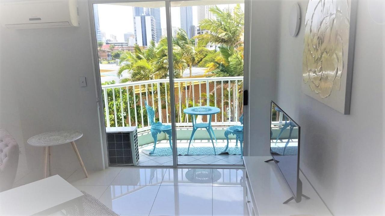 Hostel Emerald Surfers Paradise Shared Gold Coast