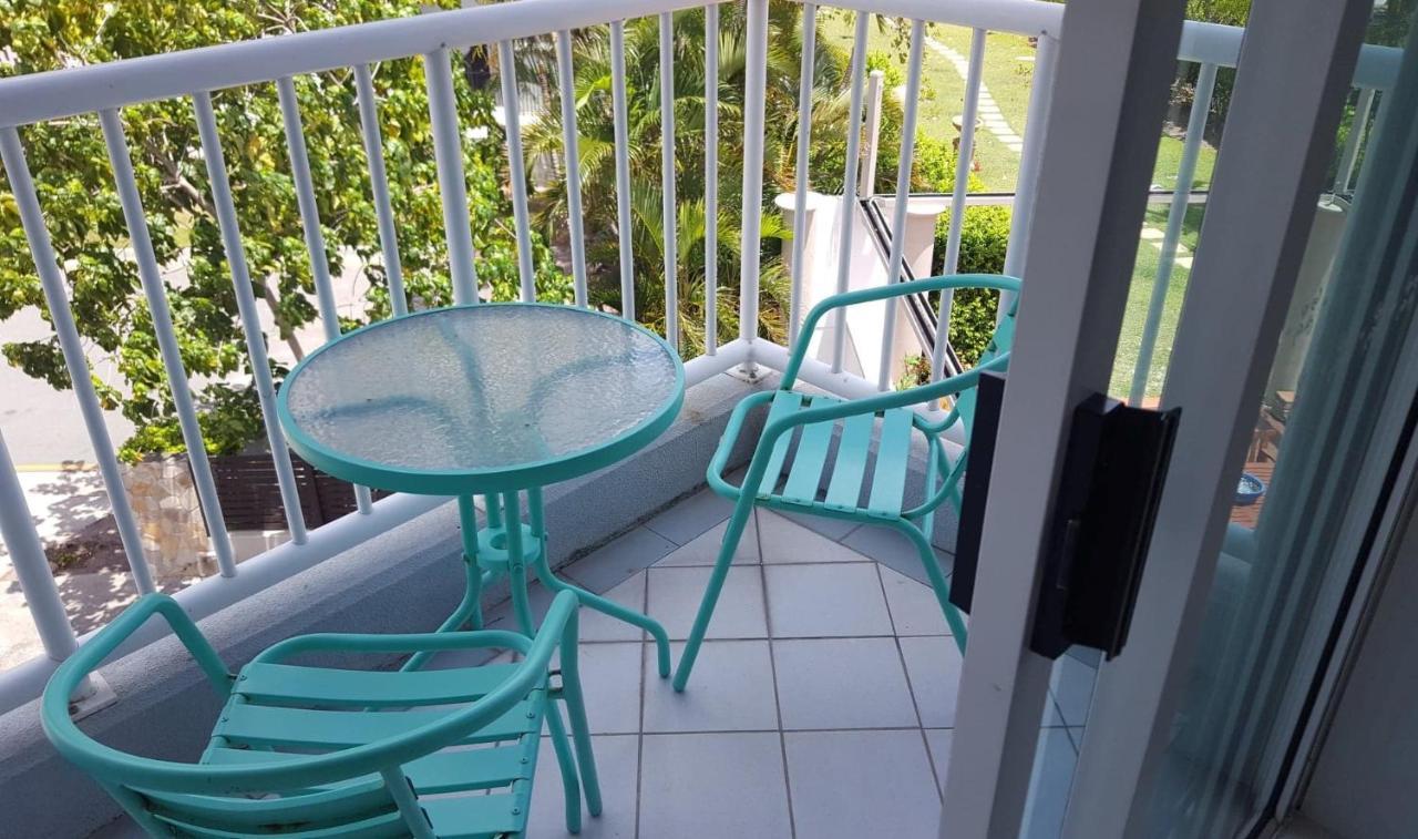Emerald Surfers Paradise Shared Hostel