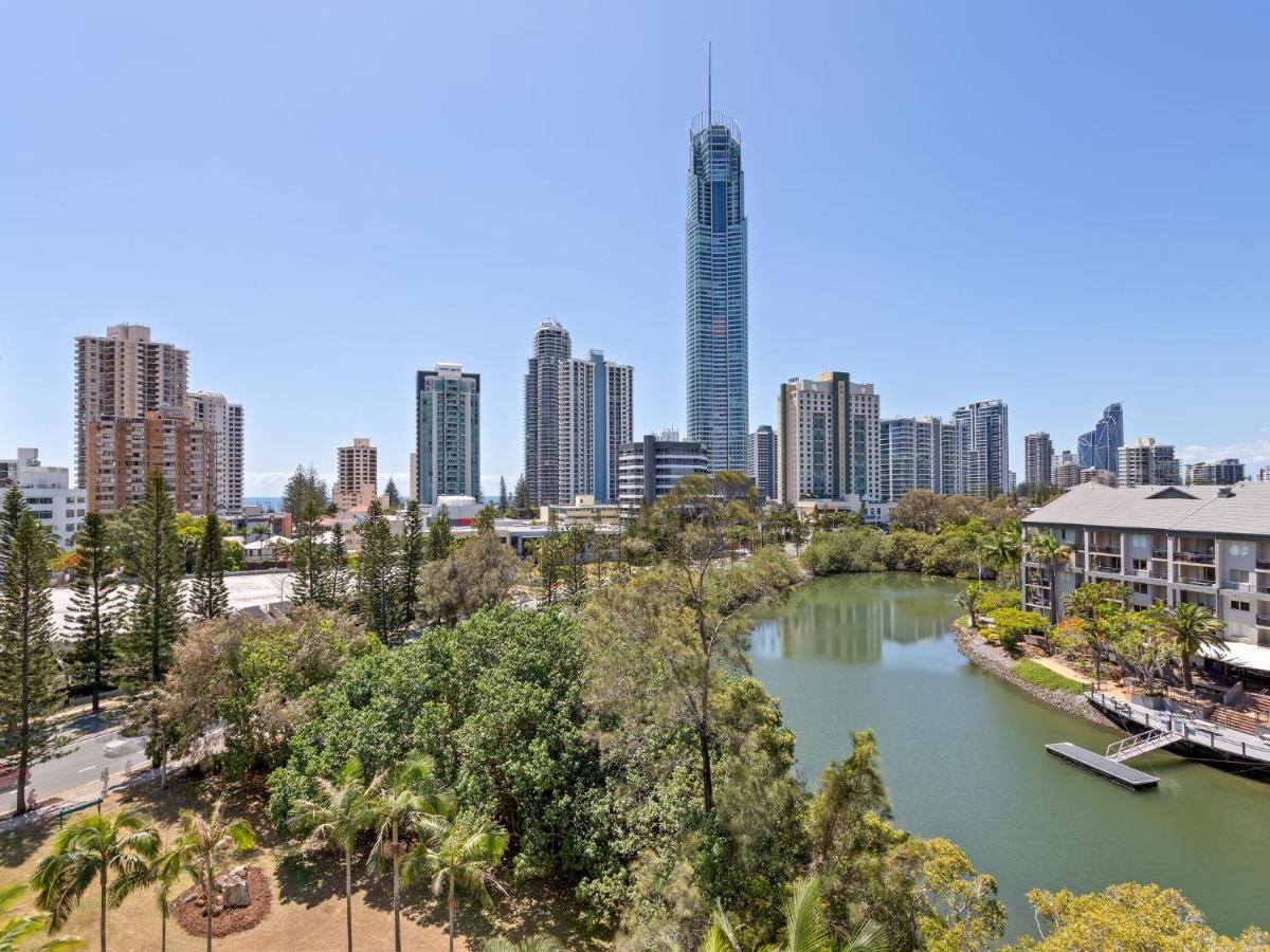 Surfers Plaza 2 Bedroom With View Gold Coast