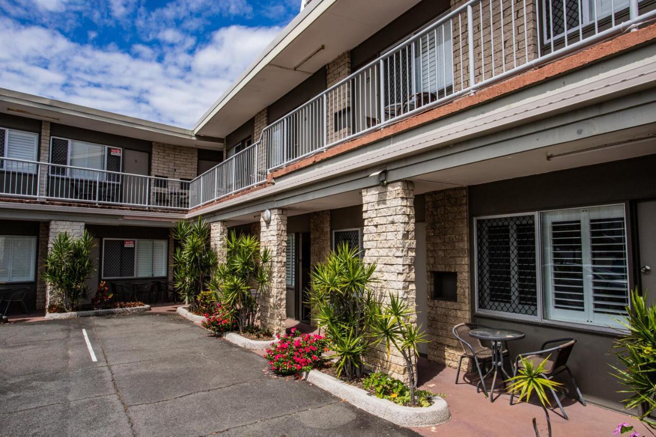 Tropicana 3* Gold Coast