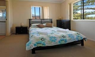 Shaz Maisons