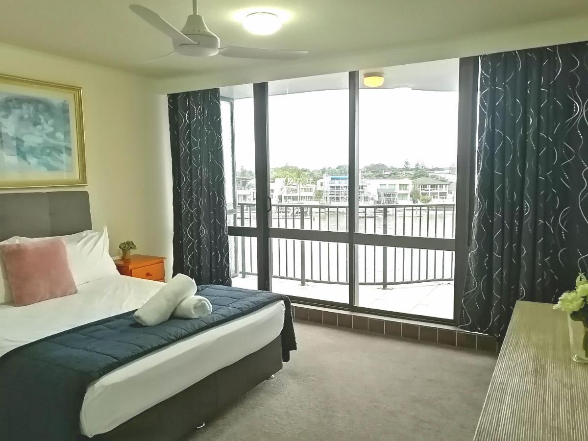 Silverton Surfers Paradise 3*