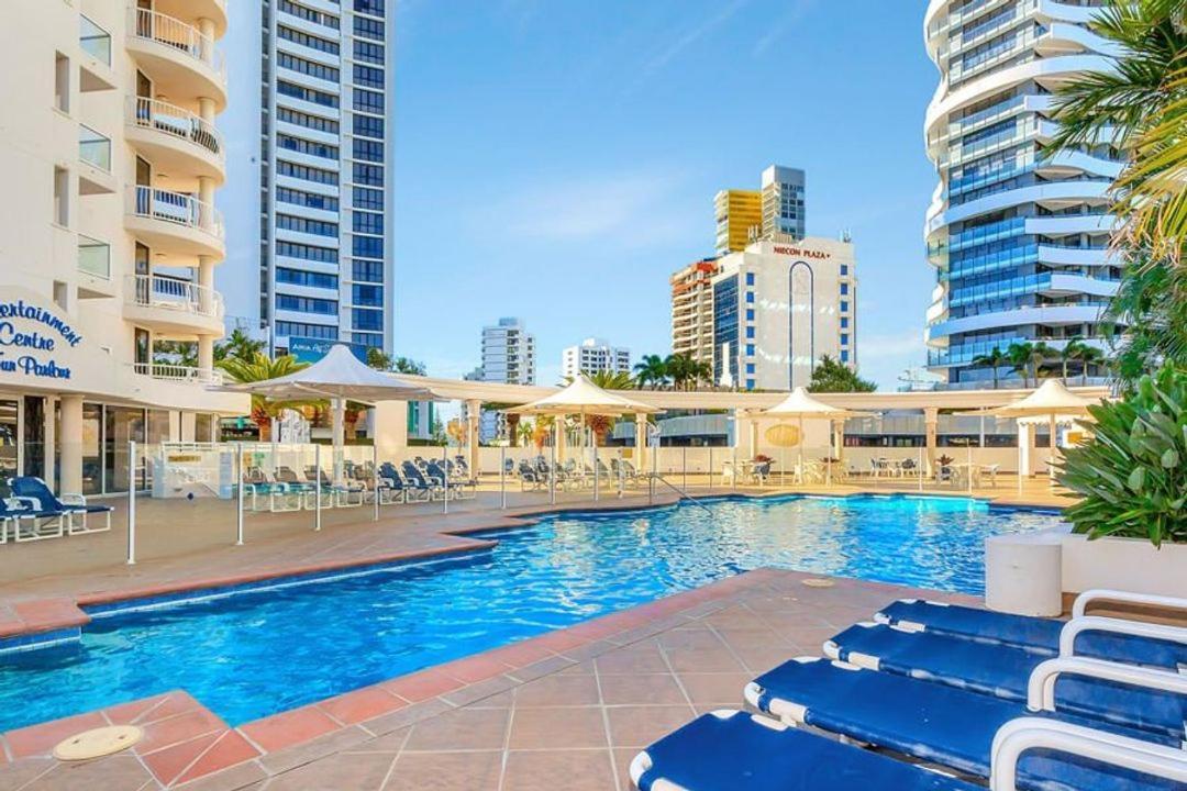 Broadbeach Aparthotel 4*