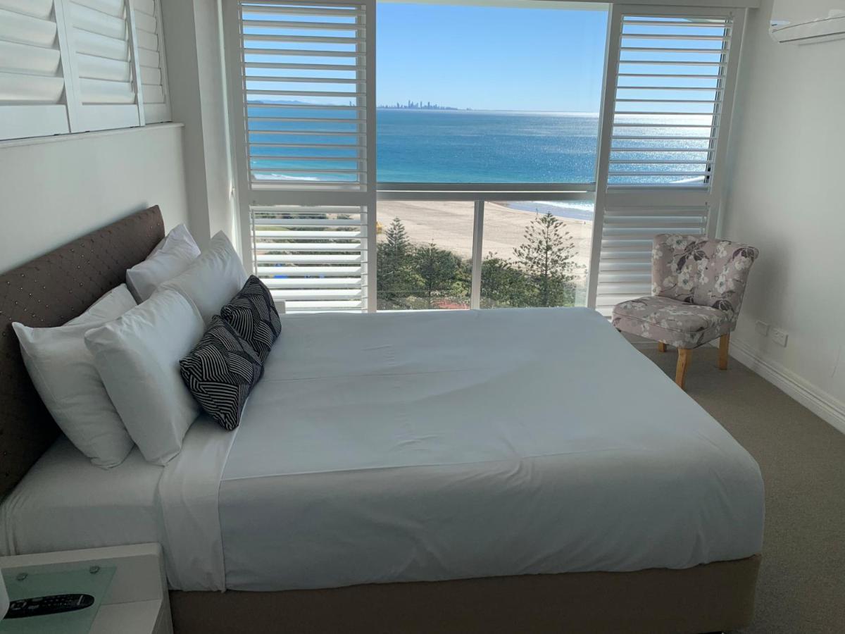 Aparthotel Ocean Plaza 4*