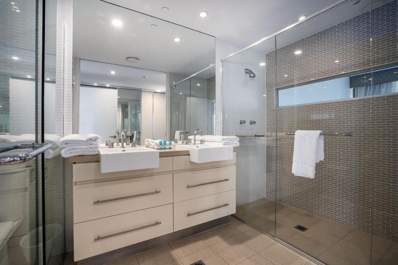 The Wave Resort Gold Coast
