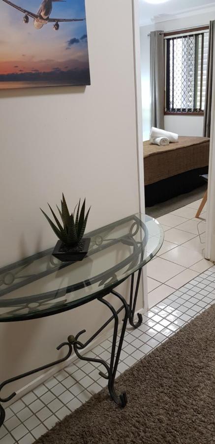 Airport - Only 300 Meters To Airport Terminal Motel Gold Coast