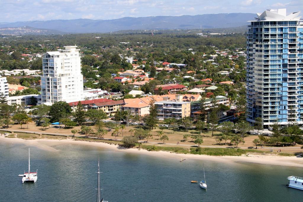 Blue Waters Aparthotel 3*