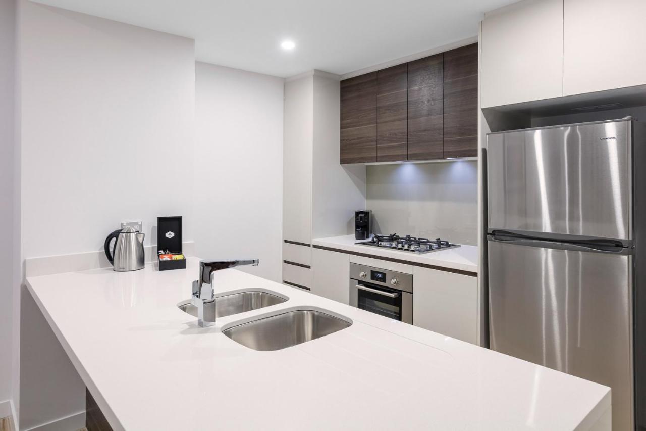 Hotel Meriton Southport