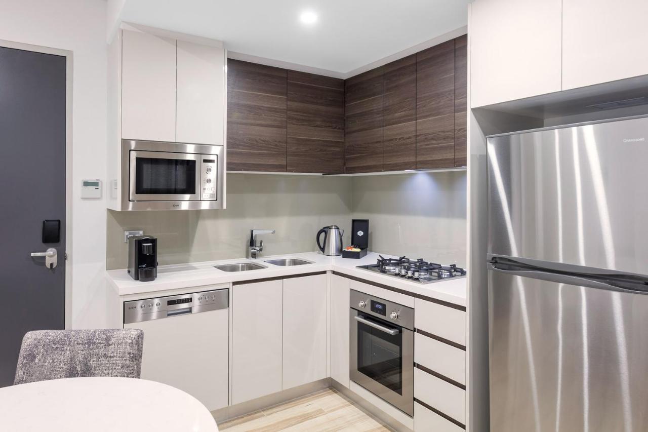 Meriton Southport Hotel